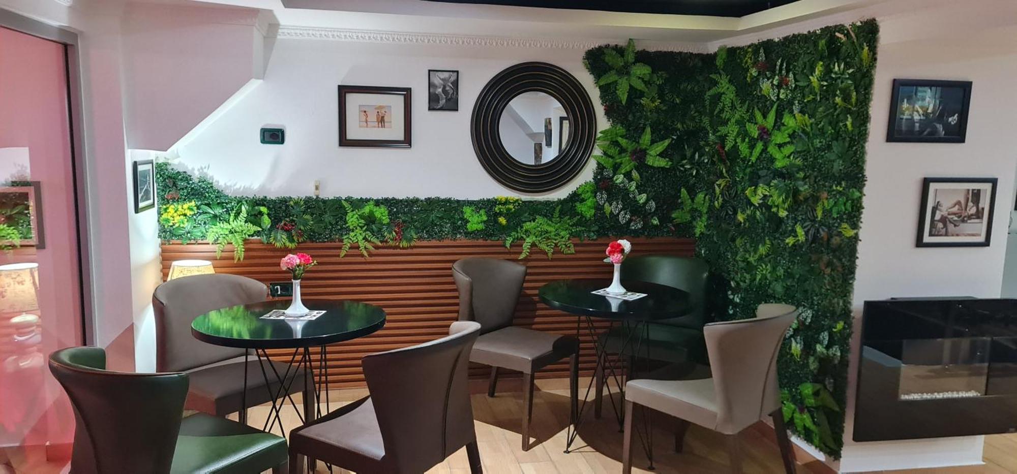 Funky Guest House & Adventures Permet Luaran gambar