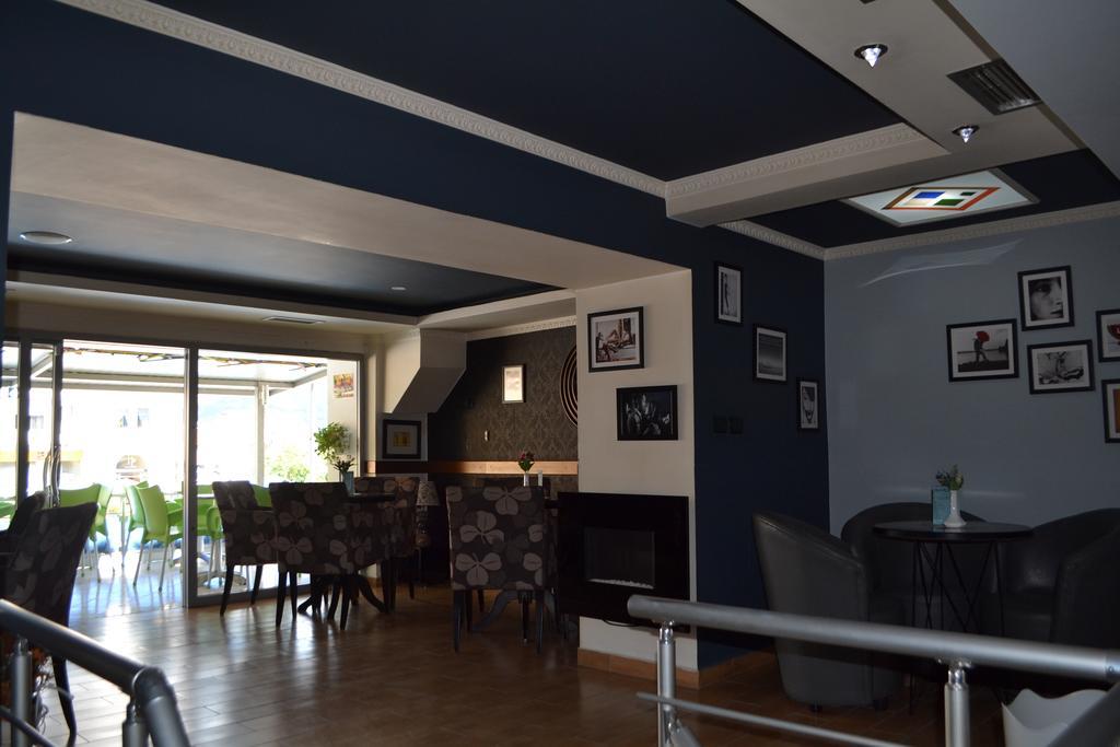 Funky Guest House & Adventures Permet Luaran gambar