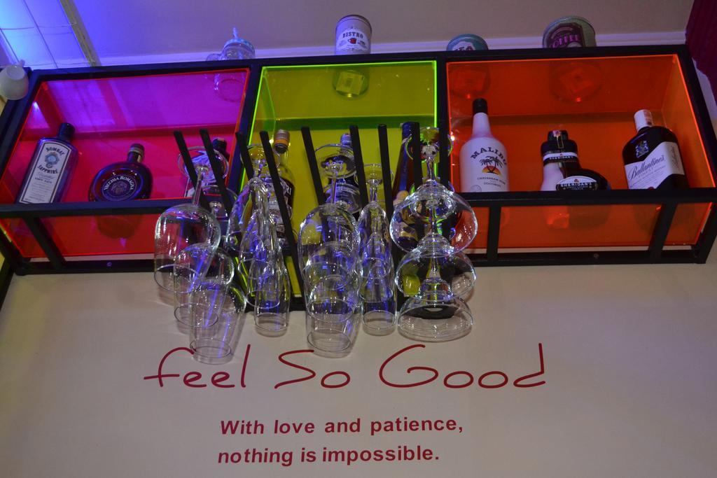 Funky Guest House & Adventures Permet Luaran gambar